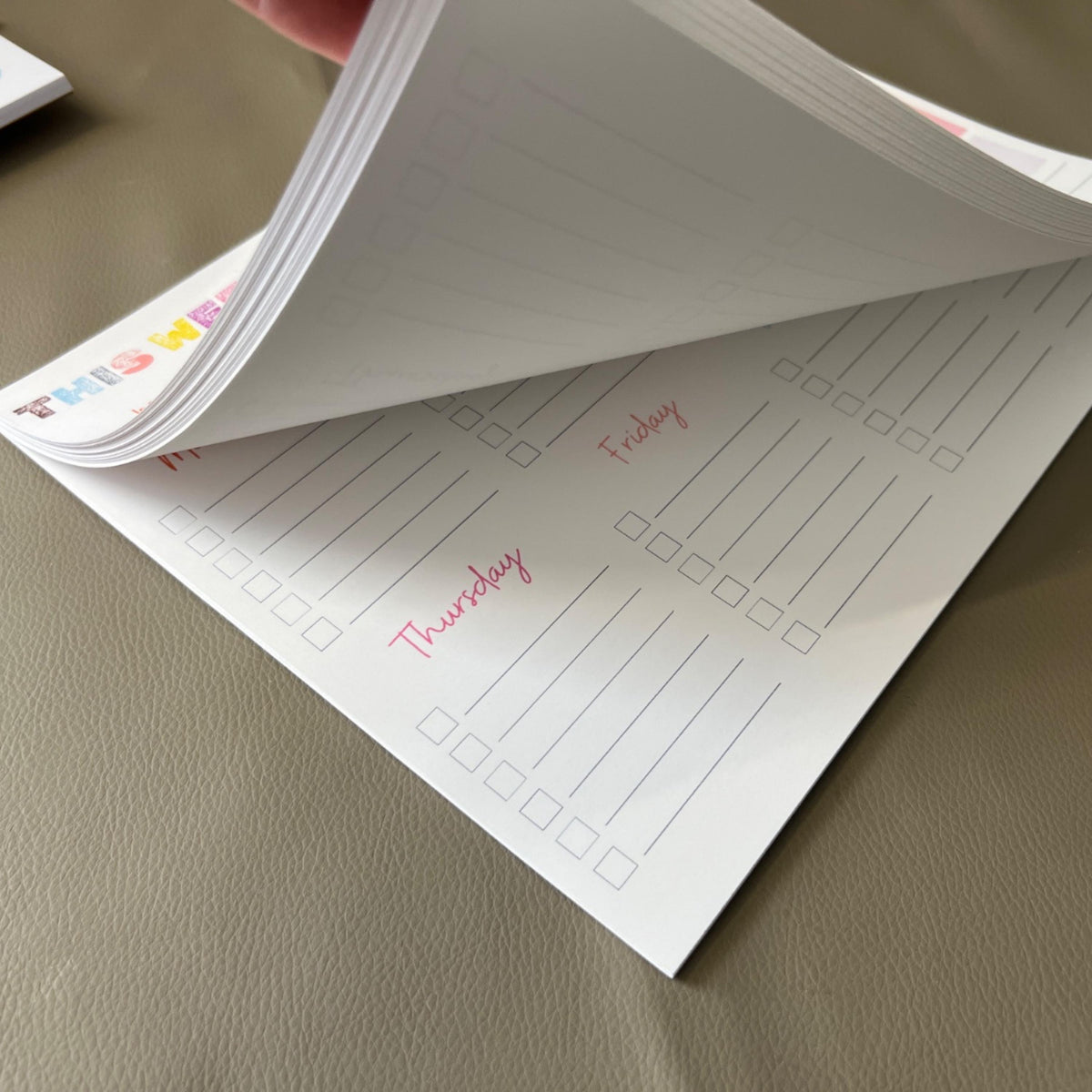 Weekly  Planner, To-Do List Desk Pad, Simple A4 Planner